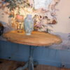 Elégant guéridon ovale -baroque suédois en bois peint bleu – Image 6