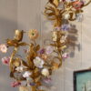 Paire d'appliques en bronze doré fleurs en porcelaine pastel - Italie fin XIXe – Image 3