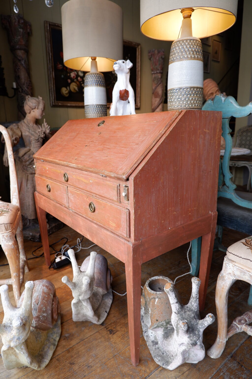 Elégant bureau scriban gustavien patine rouge pâle ca.1800 – Image 2