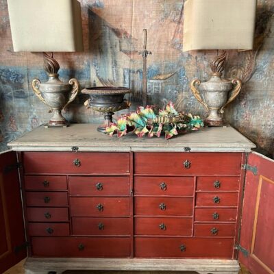 Buffet toscan en bois peint décor baroque ca.1890