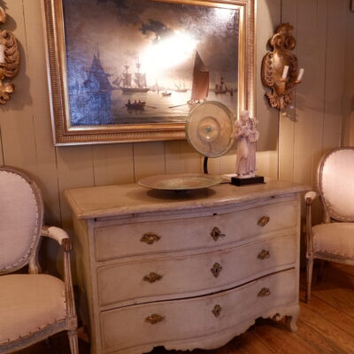 COMMODE GALBE EN BOIS PEINT BEIGE FIN XIXE
