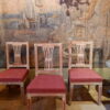 Suite de 4 chaises gustaviennes en bois peint blanc ca.1850