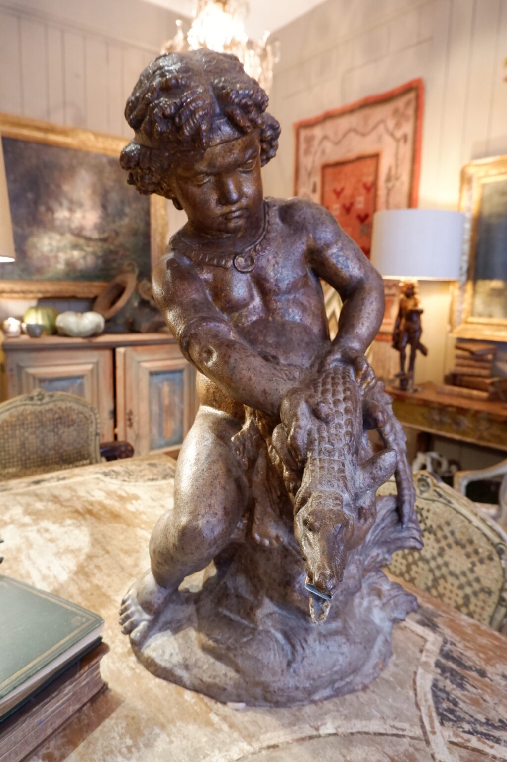 Milieu de fontaine en fonte patine bronze "putto et l'alligator " ca.1880 – Image 7