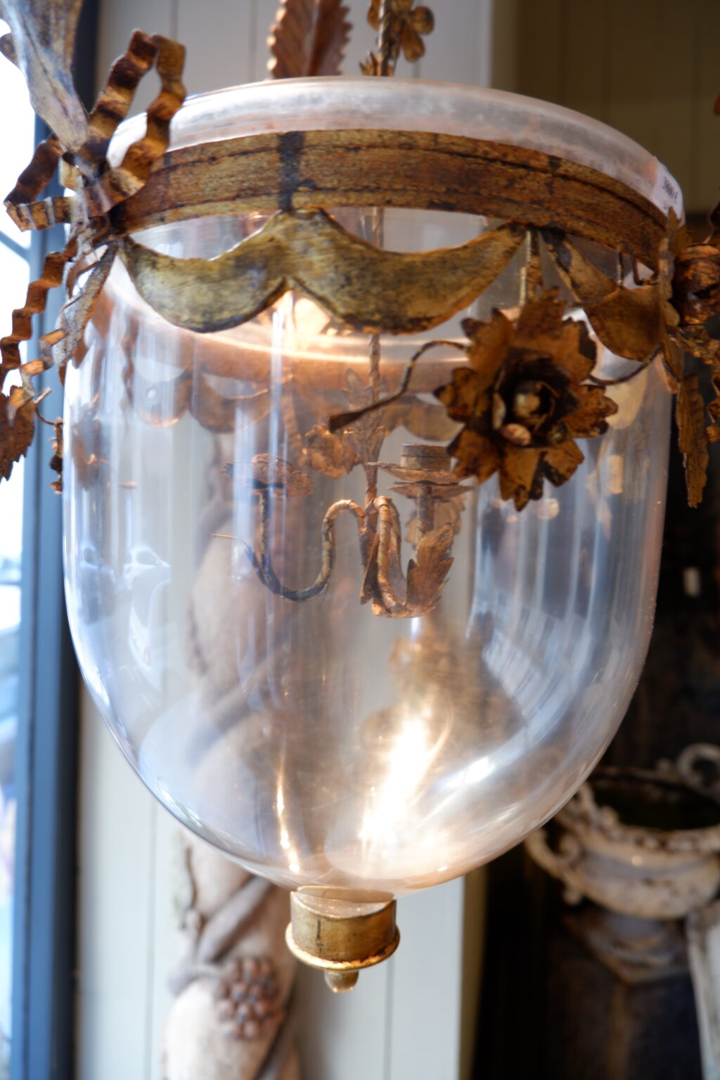 Elegant faux pair of glass &amp; gilt bronze pendant lights Ca.1890 - Image 6