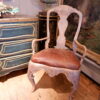 Paire de fauteuils Roccoco en chêne sculpté patine gris/bleue – Image 3