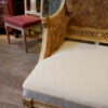 Elegante banquette deux places gustavienne accoudoirs têtes de lion laque ivoire ca.1870 – Image 3