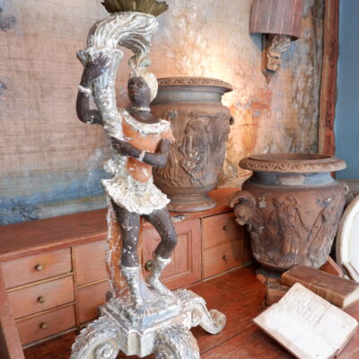 Large 18th-century Venetian candelabra in polychrome carved wood