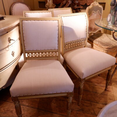 Suite of 4 Gustavian chairs ivory & gold lacquer ca.1870