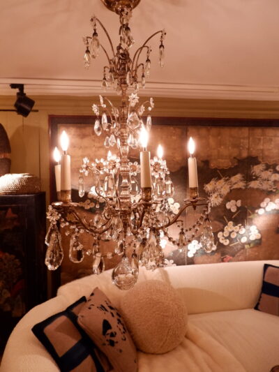 SMALL 6-ARM CHANDELIER IN SILVER-PLATED METAL AND LATE 19TH-CENTURY CRYSTAL