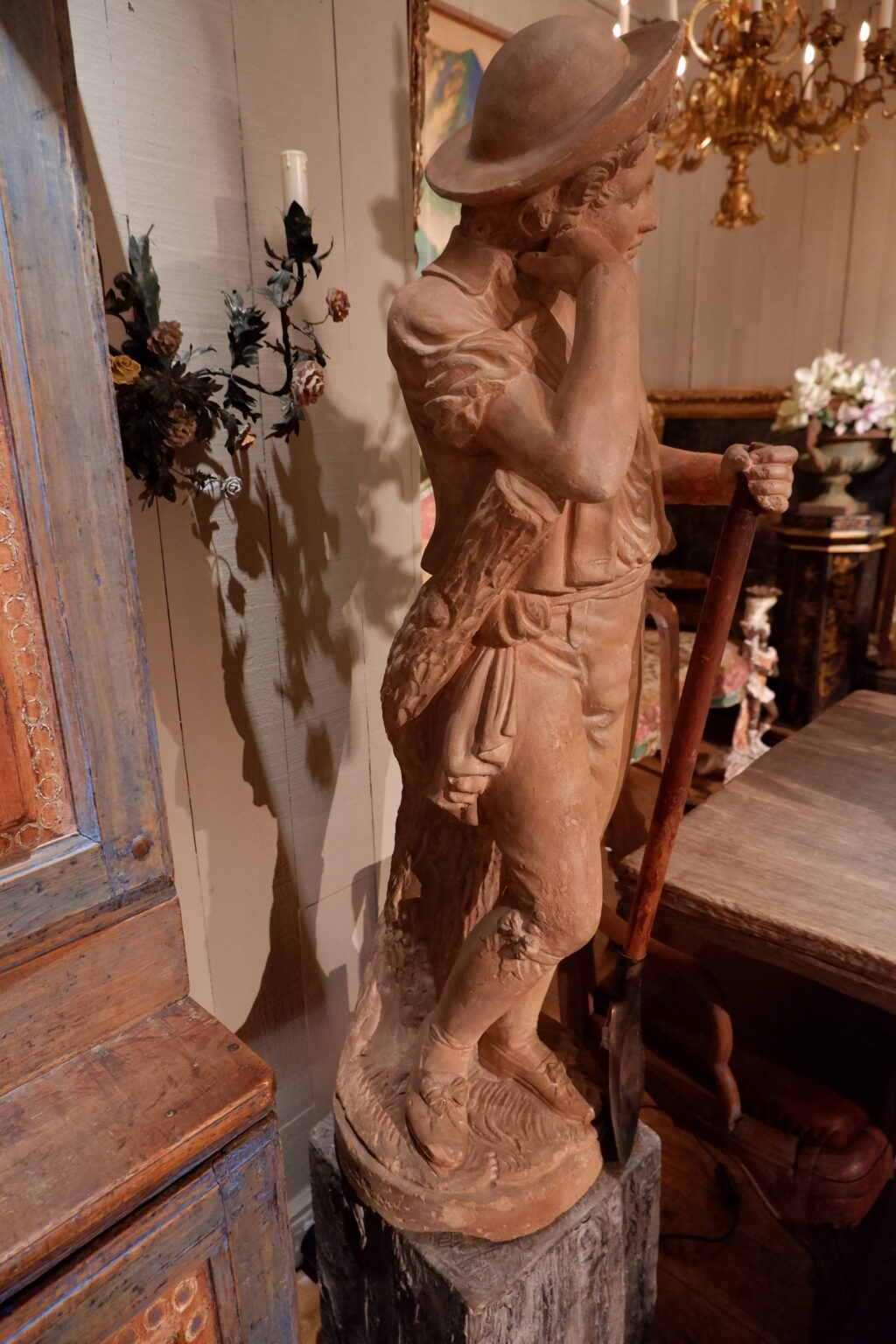 Terra cotta statue of a gardener with his shovel - France late 19th century - Image 4