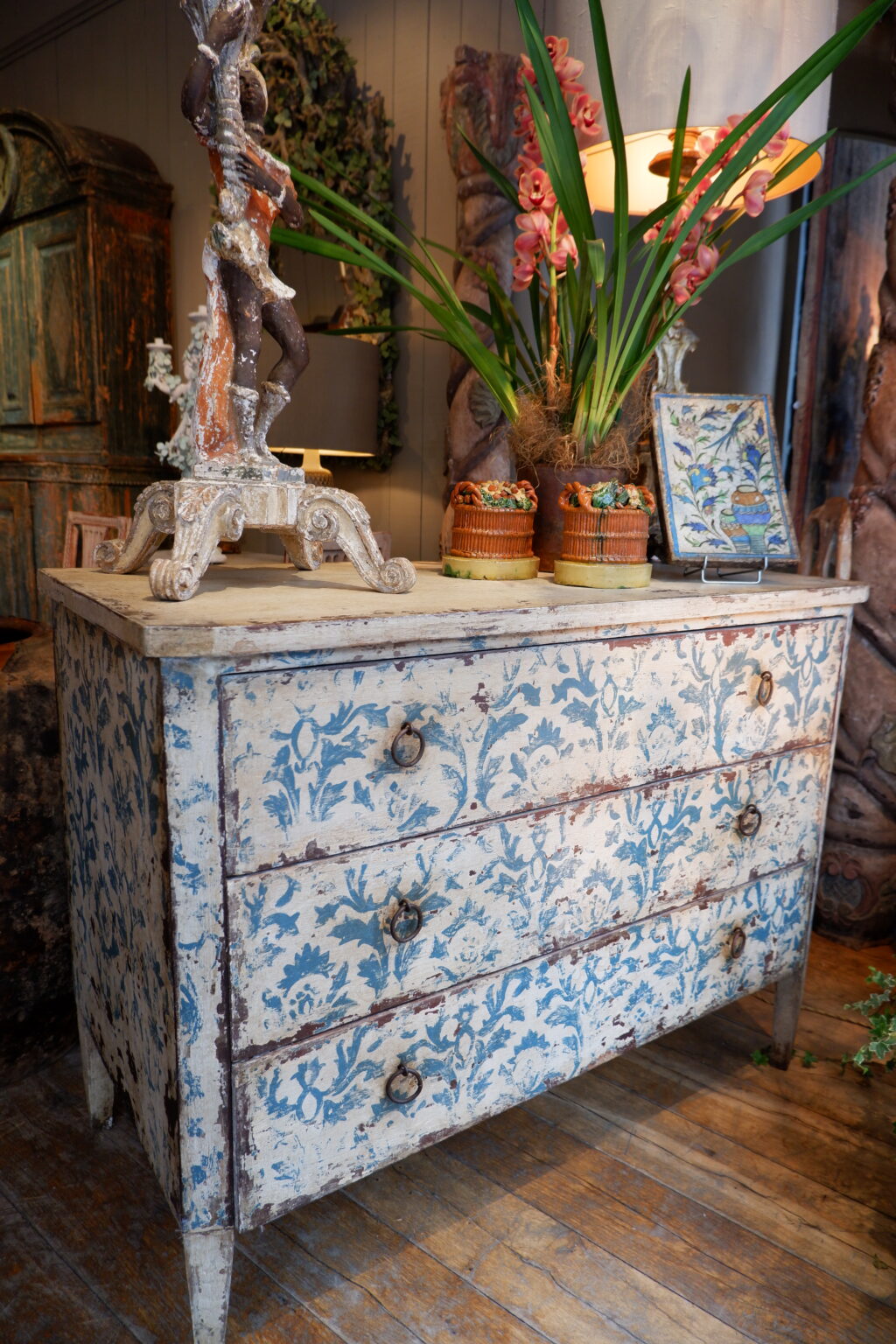 3-drawer chest of drawers with blue-on-white painted decoration - 20th century - Image 2