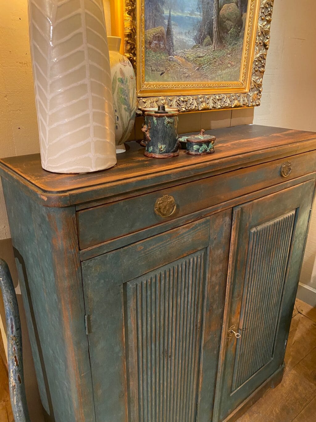 2-door Swedish sideboard, gadrooned decoration, blue patina, ca.1800 - Image 2
