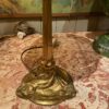 Lampe de table pied en bronze doré tritons et A/J e verre opalin -vert de vessie+frange - Suède ca.1910 – Image 7