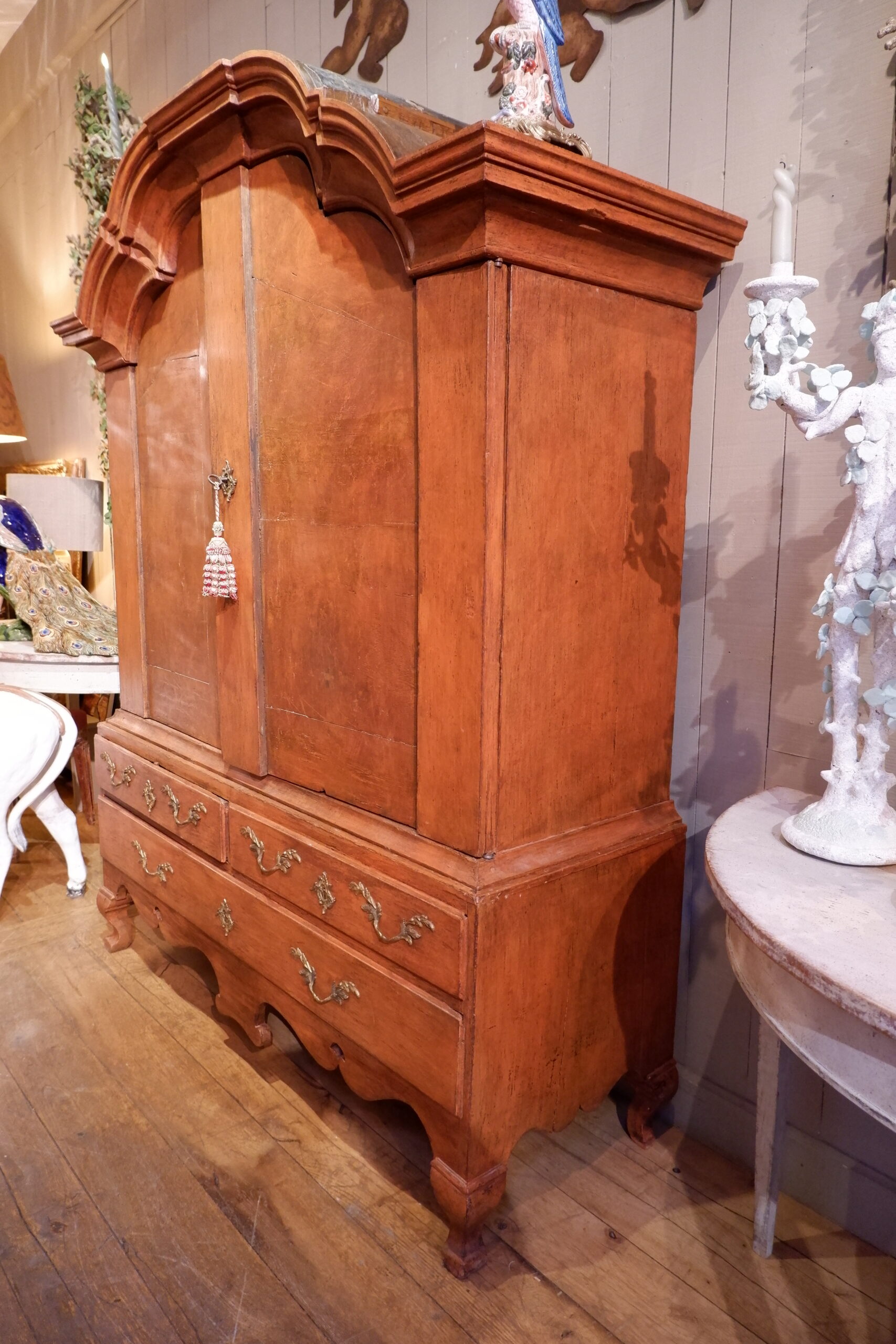 Grand buffet double corps baroque suédois d'époque XVIIIe patine rouge d'origine - intérieur bleu – Image 5