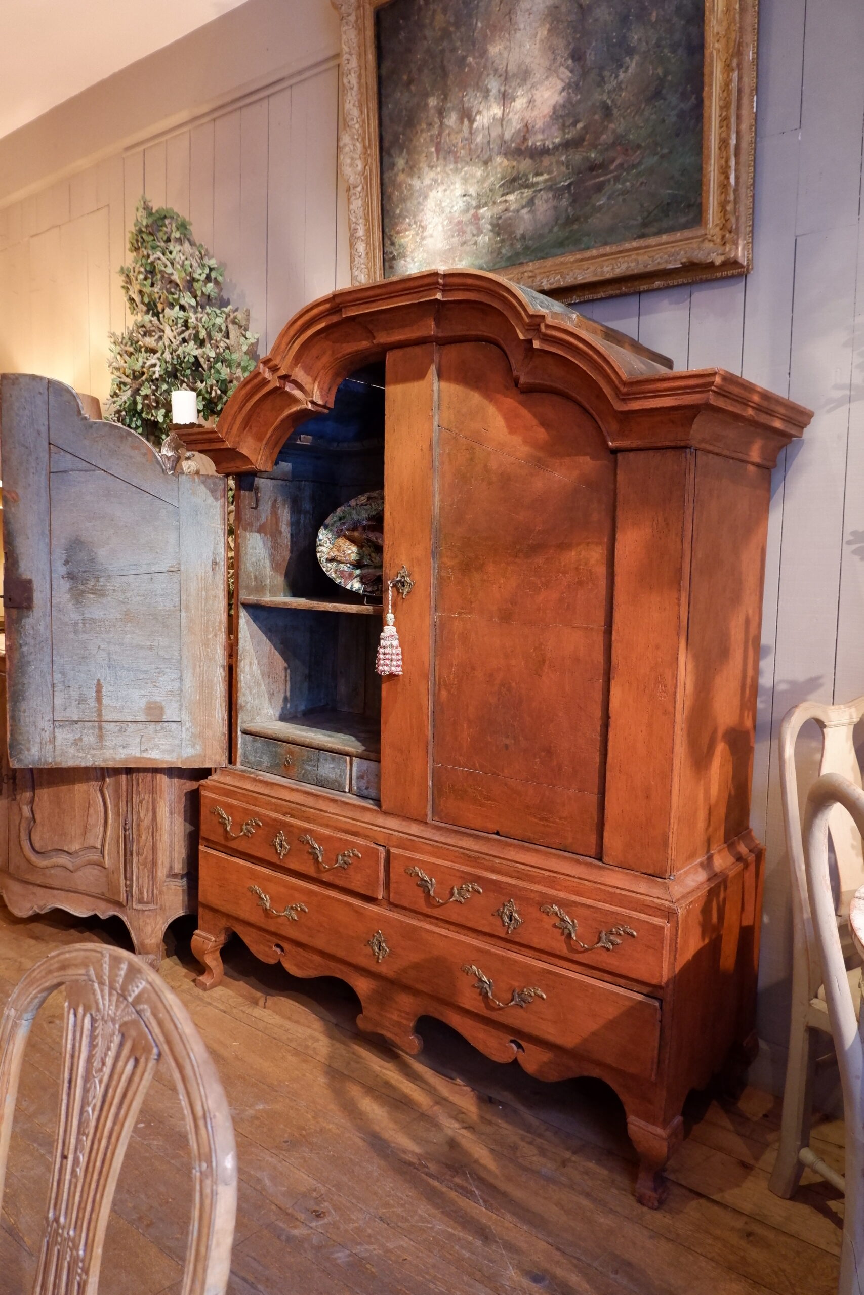 Grand buffet double corps baroque suédois d'époque XVIIIe patine rouge d'origine - intérieur bleu – Image 4