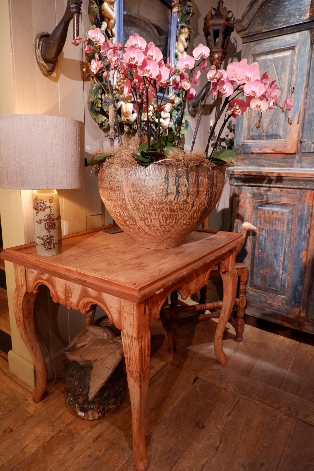 Early 18th century Norwegian carved wood Roccoco style side table - Image 5