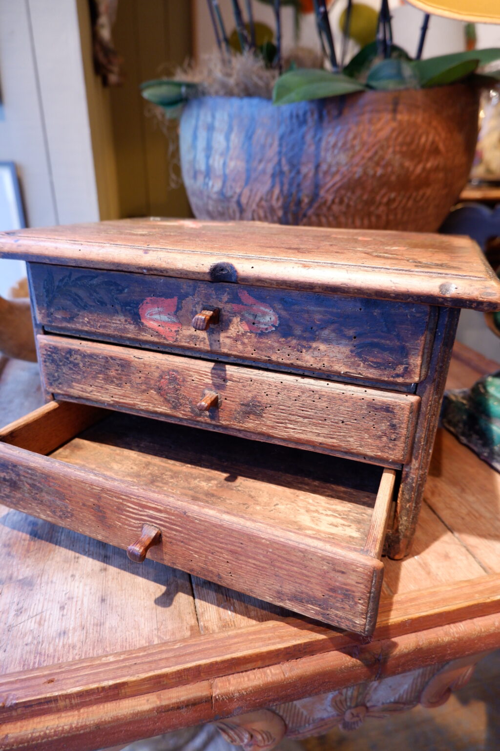 Commode miniature ou coffre à bijoux en bois peint - Suède ca.1800 – Image 3