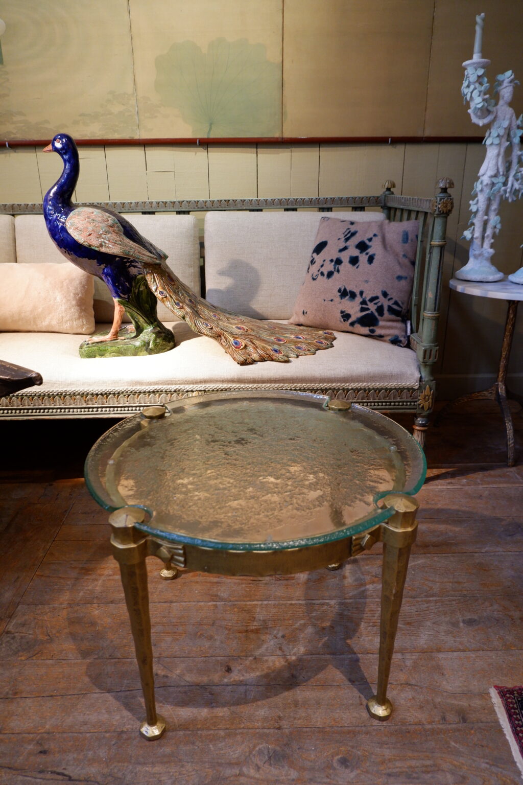 Side-table en bronze et plateau en verre surface givrée ca.1960