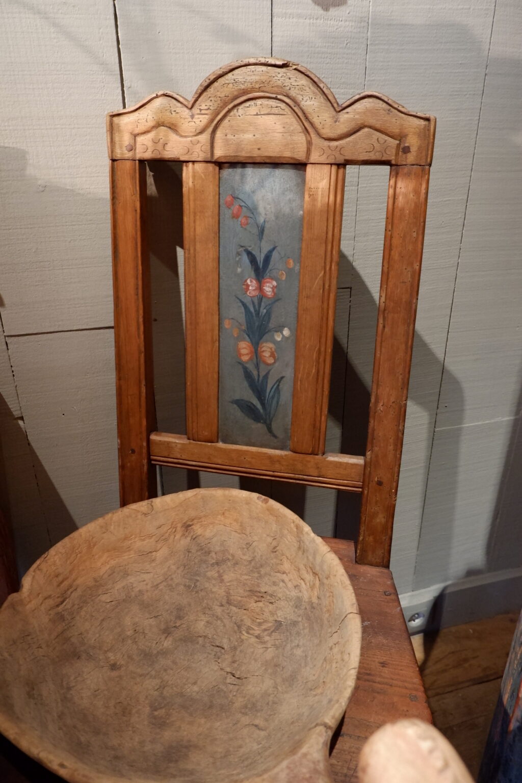Chaise provinciale baroque Suédoise en bois peint ca.1800 – Image 7