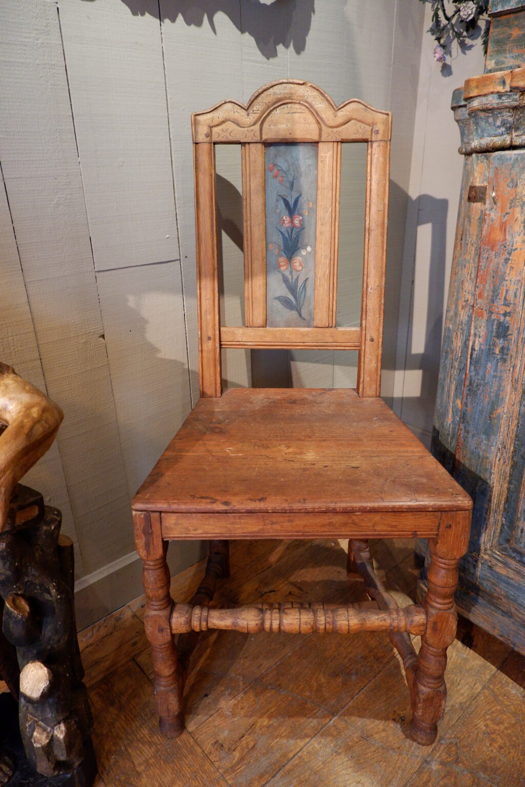 Chaise provinciale baroque Suédoise en bois peint ca.1800 – Image 5