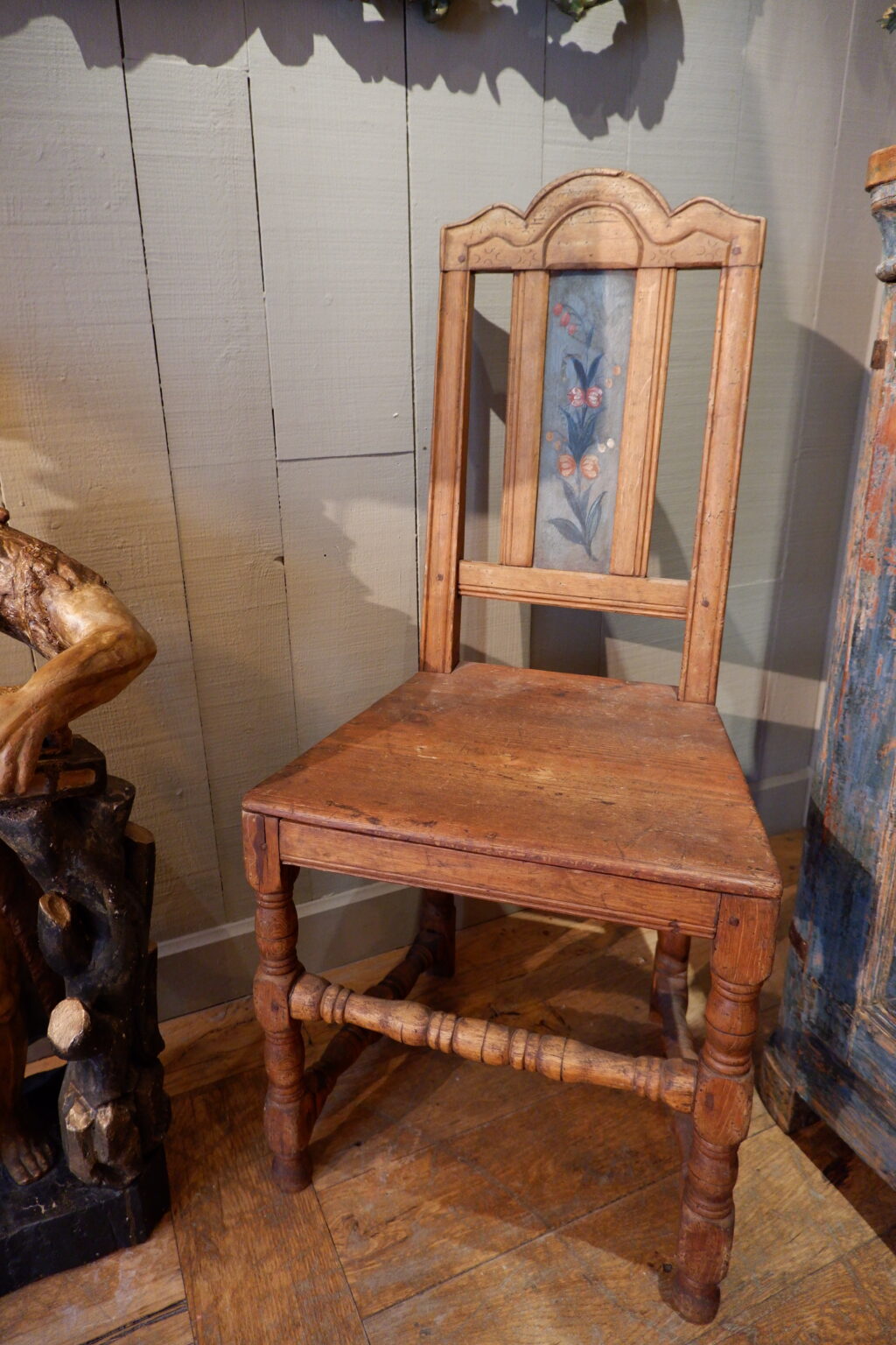 Chaise provinciale baroque Suédoise en bois peint ca.1800 – Image 2