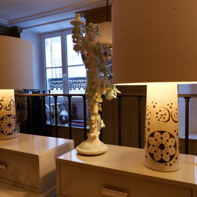 PAIR OF WHITE CERAMIC LAMPS &AMP; BROWN FLOWERS BY TOREBODA SUEDE CA1960