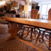 Grande console en noyer & entretoise volutes en fer forgé fin XVIIIe – Image 7