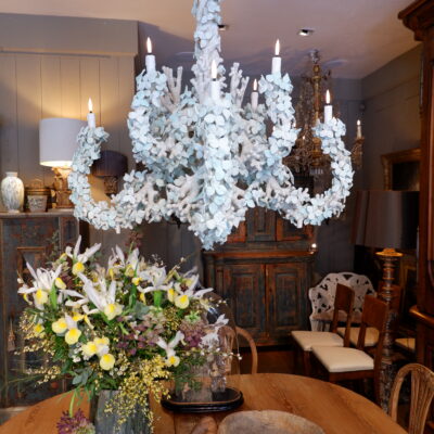 Grand Feuilles Blanches chandelier by Edouard Chevalier - March 2024