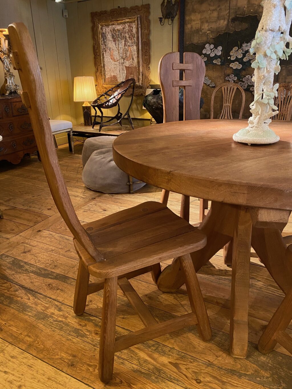 Ensemble table & 4 chaises en chêne naturel massif ca.1960 – Image 18