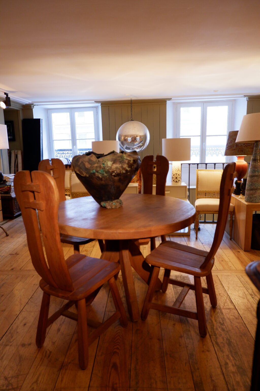 Ensemble table & 4 chaises en chêne naturel massif ca.1960 – Image 14