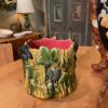 Cache pot en barbotine à décor de vigne et poignées lézards noirs début XXe – Image 5