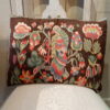Paire de coussins de mariage en tapisserie, motif perroquets et monogramme MH ca.1900 – Image 3