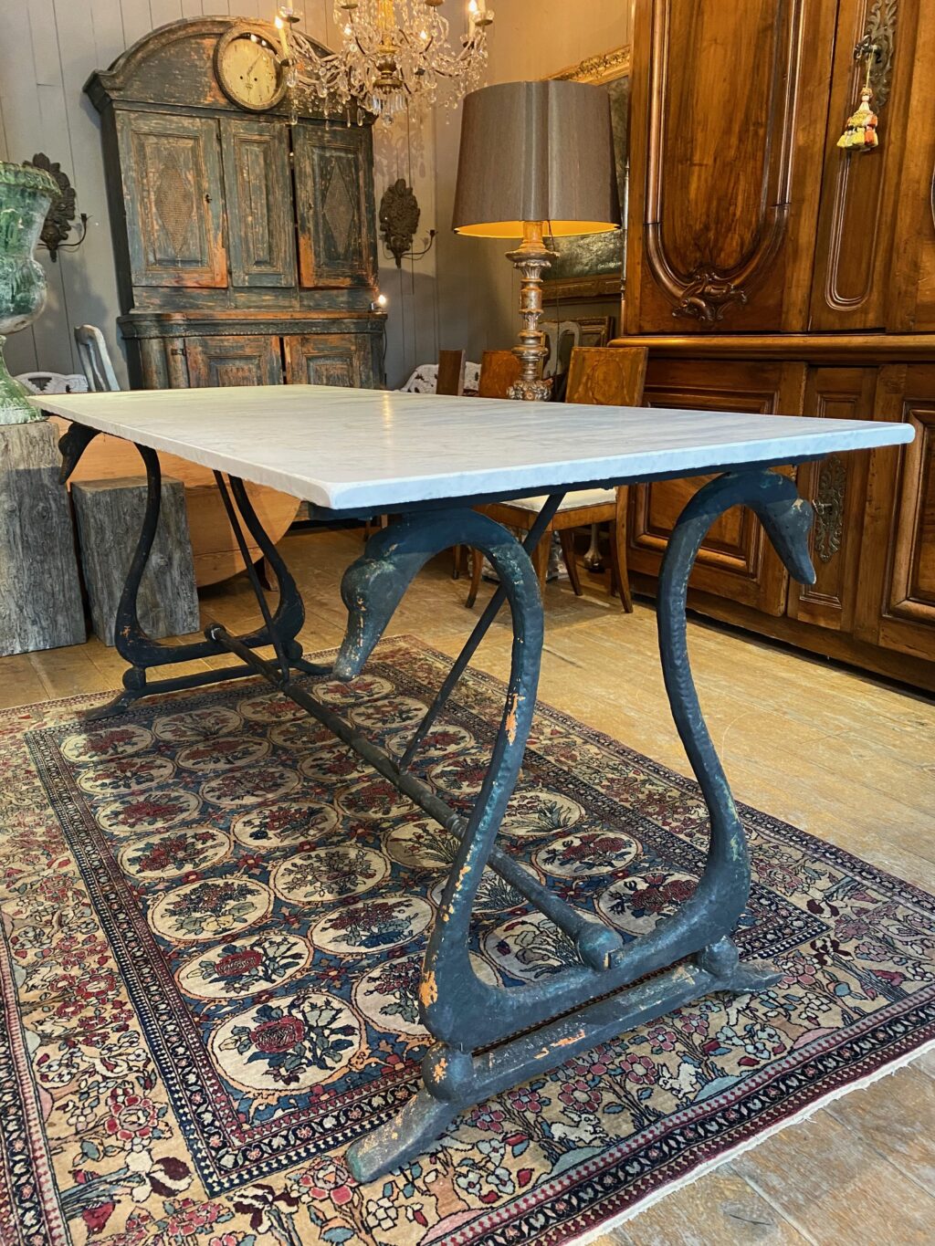 Grande console d'orangerie directoire en fonte noire "Col de Cygne" & plateau en marbre blanc ca.1850 – Image 8