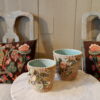 Paire de cache pots en faïence granitée motifs aux oiseaux ca.1900 – Image 2