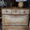 Meuble suédois en bois peint patine ocre clair ca.1800