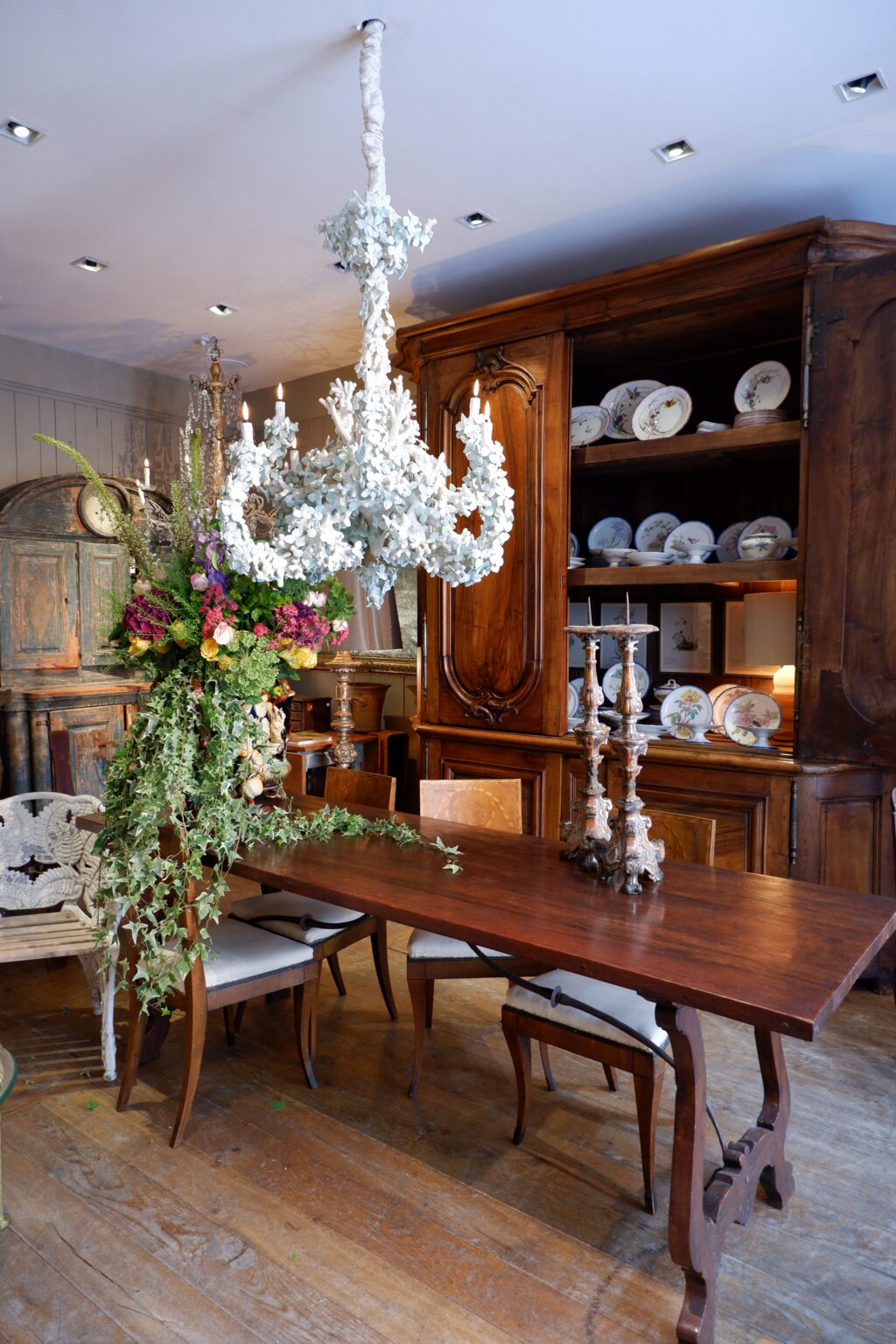 Grande table en noyer entretoise en fer forgé XIXe – Image 4