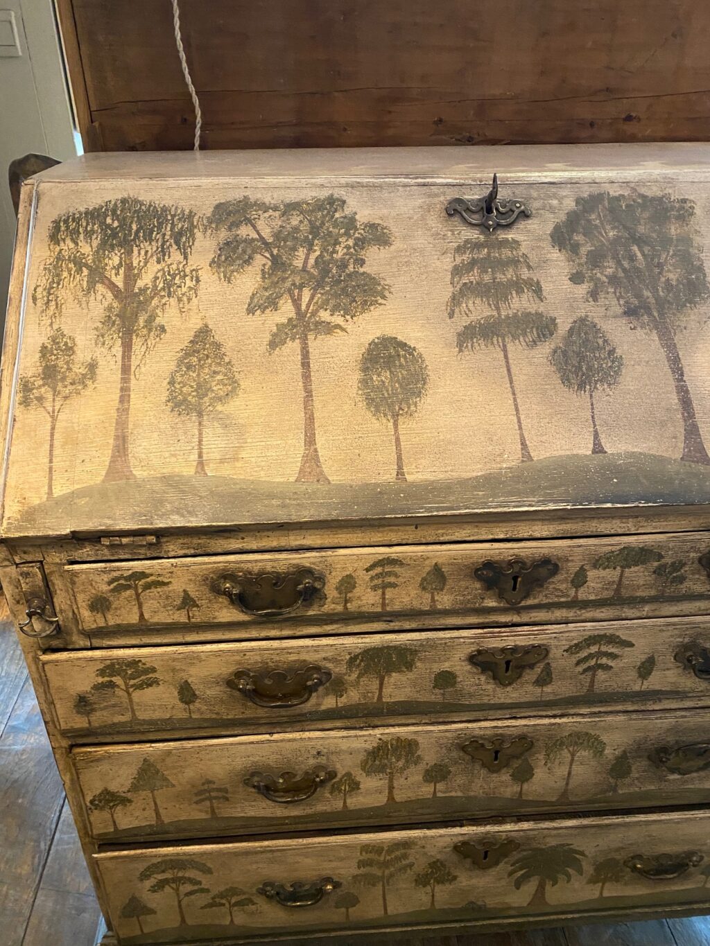 Commode secrétaire en bois peint décor de pins & conifères ca.1900 – Image 14