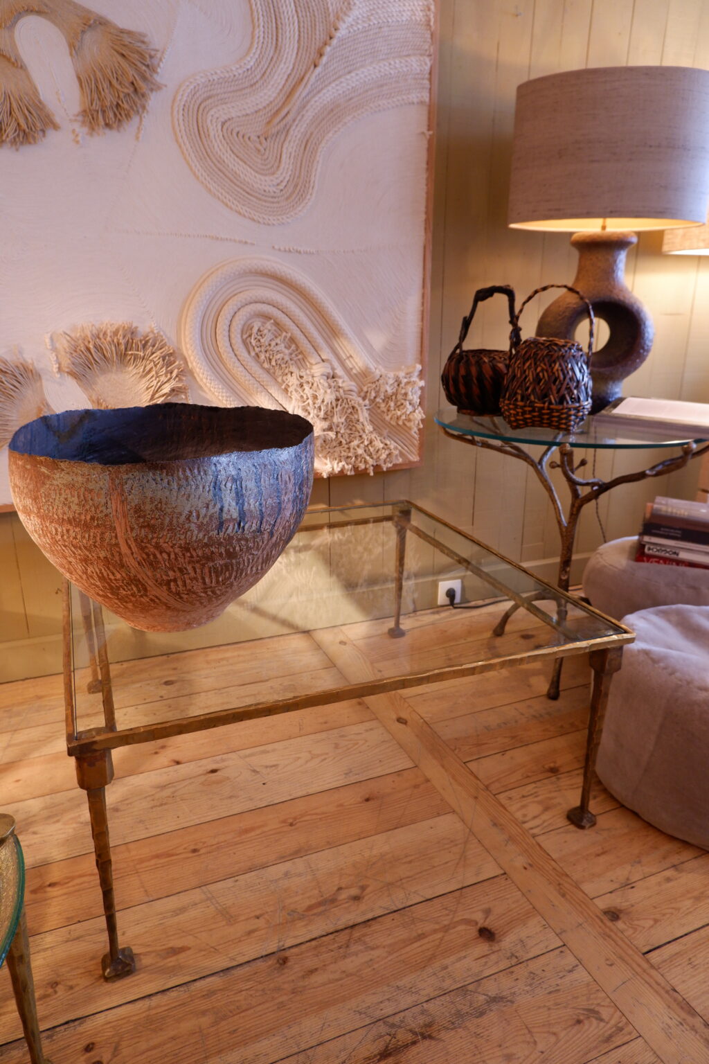 Grande table basse carrée en bronze et verre clair - Suède ca.1960 – Image 5