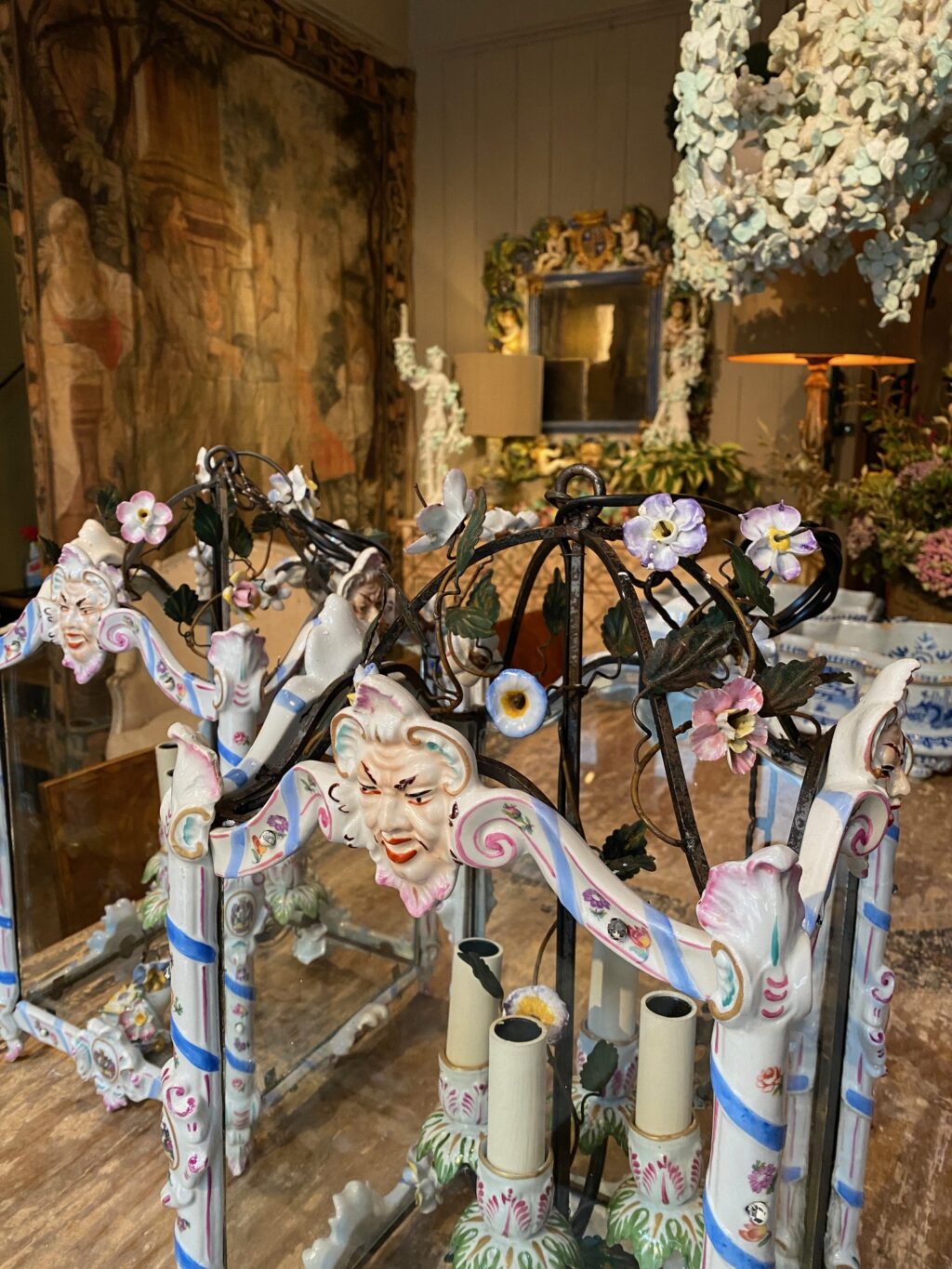 Pair of Bassano painted porcelain lanterns - 19th century Italy - Image 4