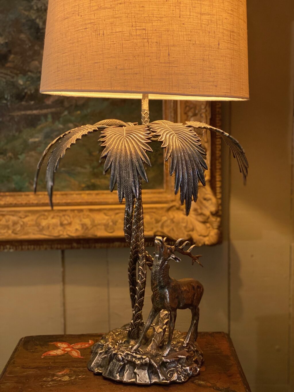 Silver metal lamp deer under a palm tree ca.1960 + Shades Cylinder - Image 4
