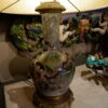Lampe en barbotine décor impressioniste de fleurs sur fond gris monté sur socle en bronze - Giens milieu XIXe – Image 4