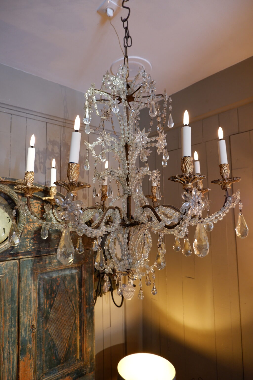 Lustre italien à grosses perles de verre, étoiles et pendants en forme de poires et en cristal taillé - Fin XIXe – Image 10