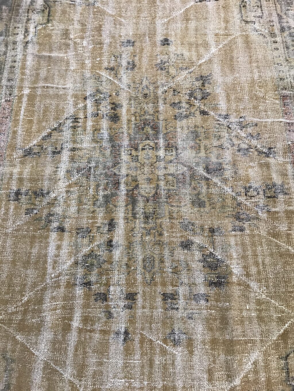 Tapis en laine tissé main vintage jaune – Image 7