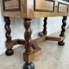 Cabinet colonnades torsadées