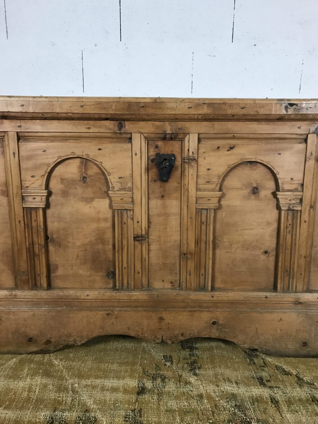 Large chest in natural wood Alpage Northern Italy - Image 5
