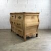 Commode régence en tombeau