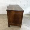 commode galbée en noyer