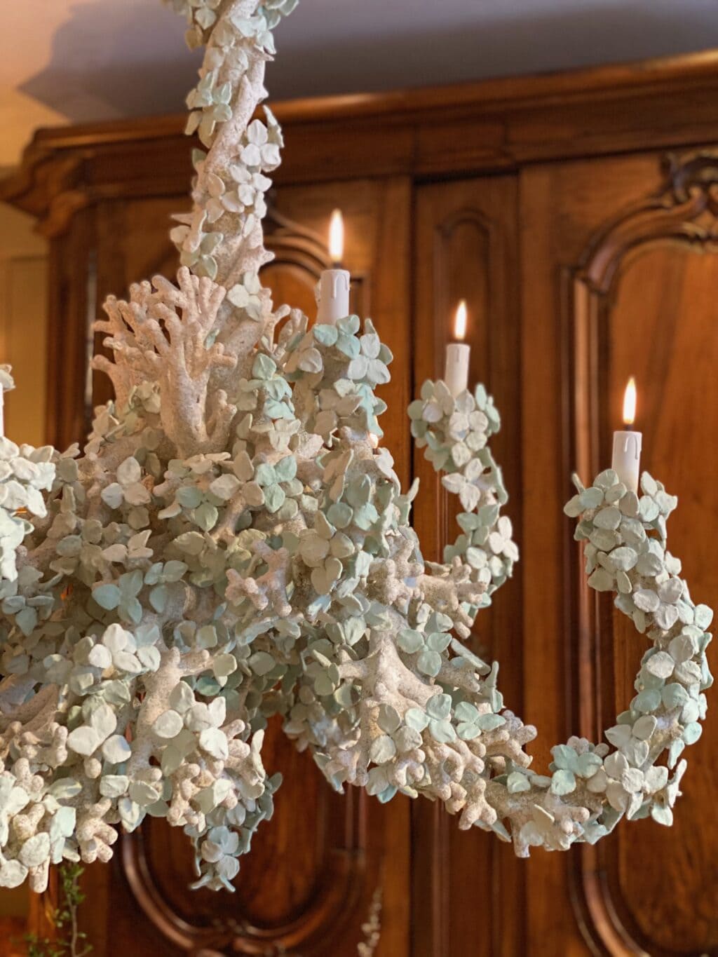 Grand Feuilles Blanches chandelier by Edouard Chevalier -One of a kind - Image 7