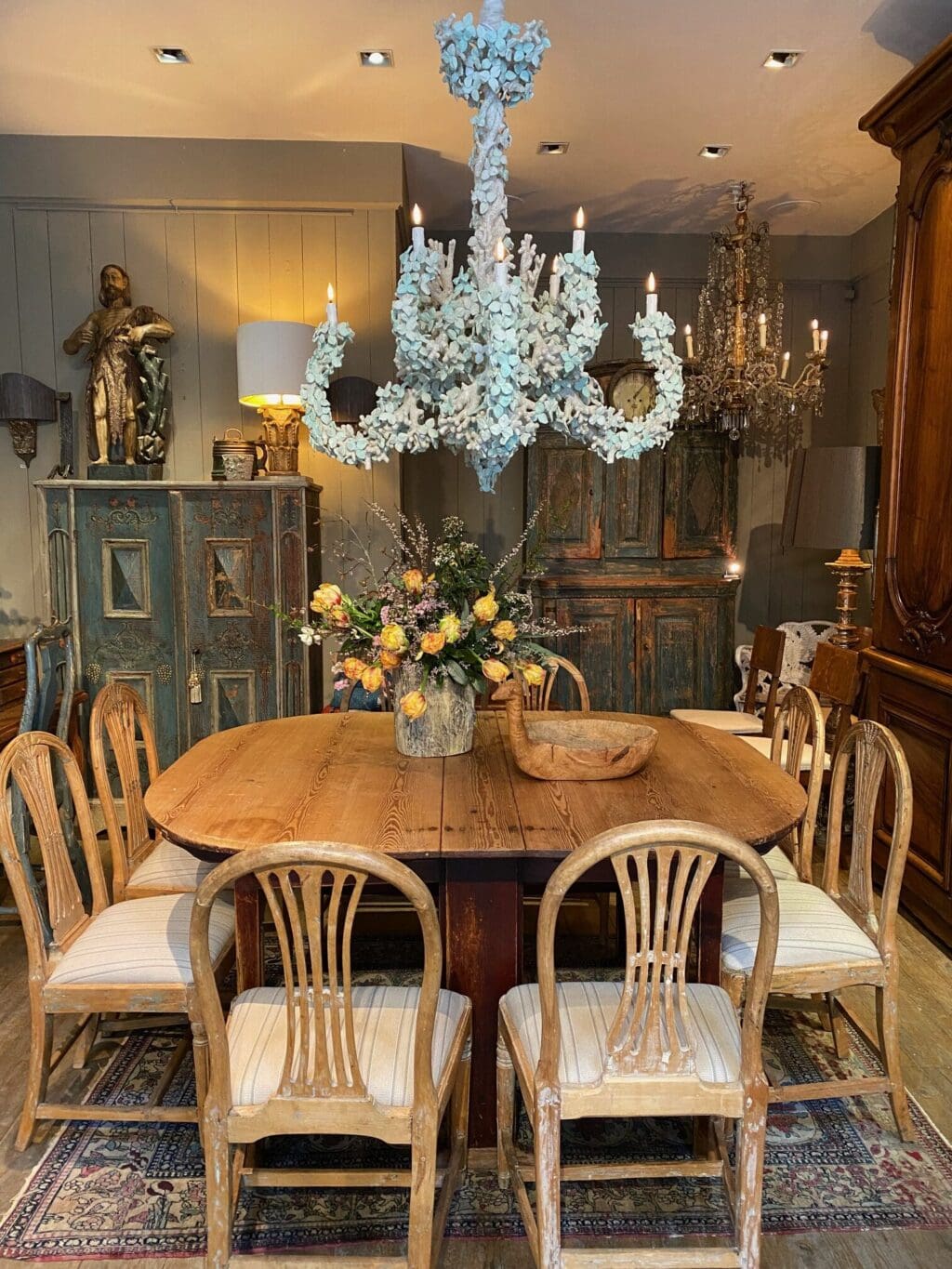 Grand Feuilles Blanches chandelier by Edouard Chevalier -One of a kind - Image 5