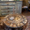 Table basse plateau en ammonites sur base en métal laque noir – Image 5